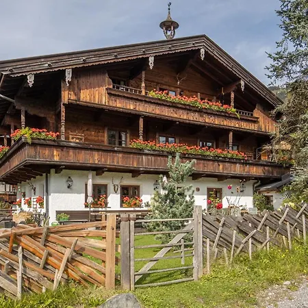 Innerhof * Alpbach